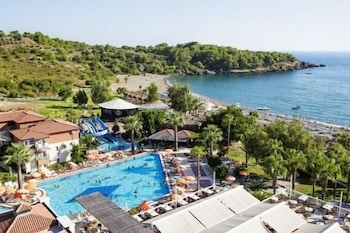 Justiniano Club Alanya All Inclusive(31km Away From Alanya)