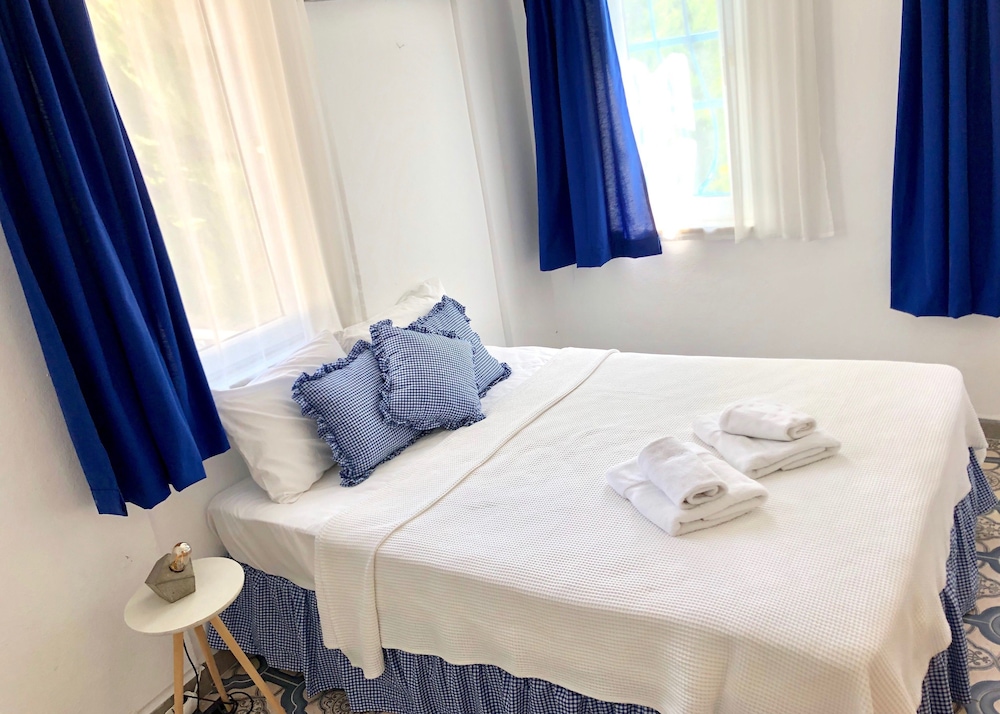 Mon Petit Hotel