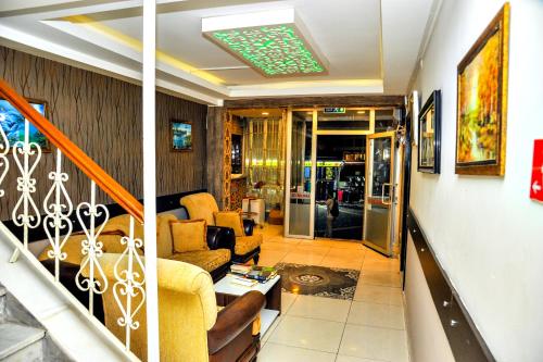 Alremu Apart(also Known As Sky Alremu Apart Hotel) (72 Km Away From Antalya)