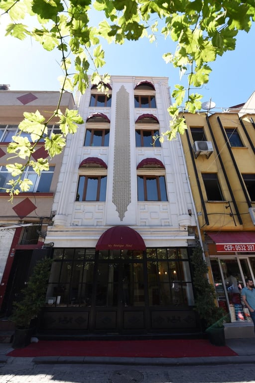 My Boutique Hotel
