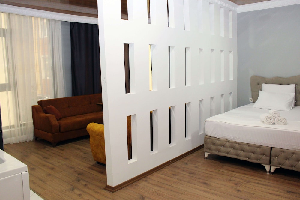Avist Hotel Avcilar (34km Away From Istanbul)