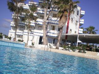 Skys Hotel (89km Away From Antalya)