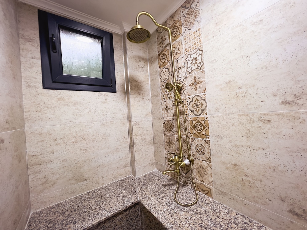 Kartal Konagi (no Front Desk Please Contact The Property In Advance)