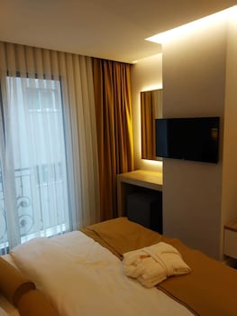 Istanbull Hotel &amp; Spa Bomonti