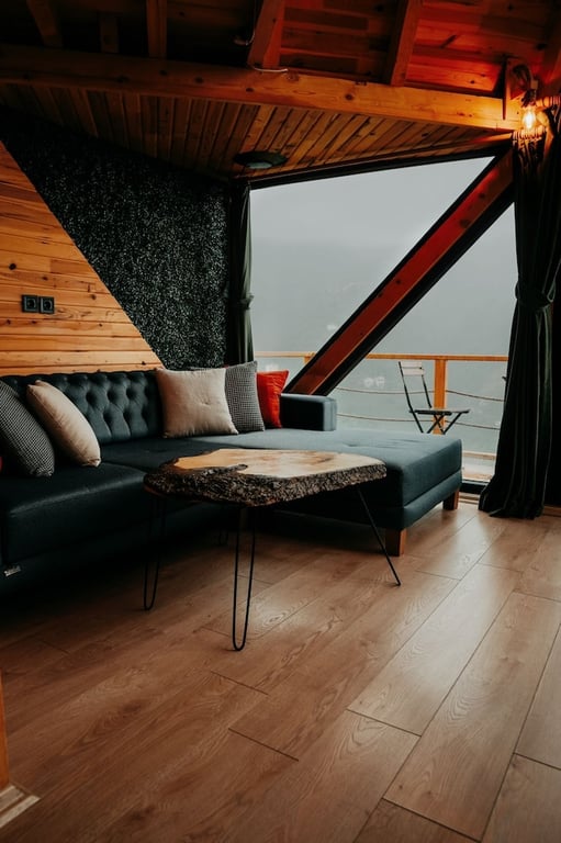 Pavri Suit Bungalov