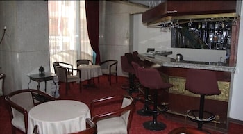 Ayma Hotel