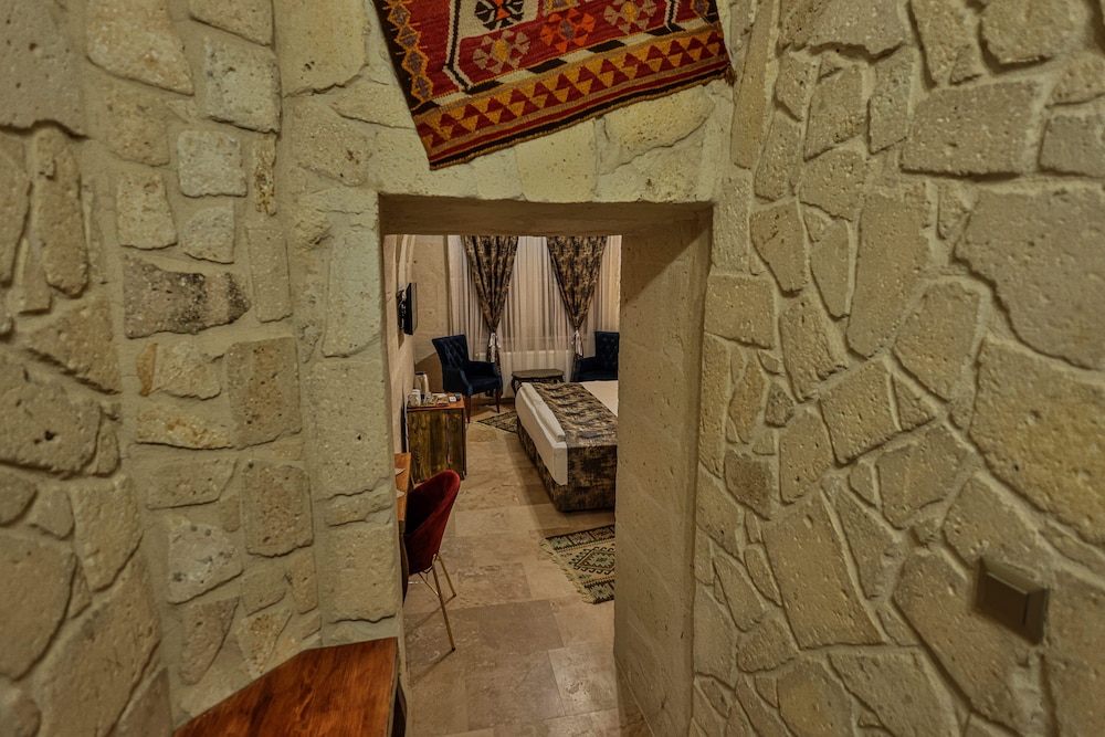 Caveadocia Stone And Cave House (to Make Arrangements For Check In Please Contact The Property 5 Days In Advance)