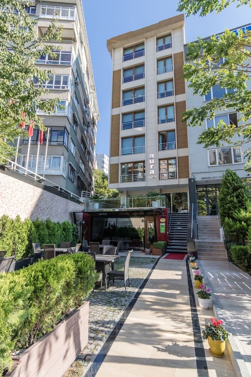 Aura Suites (13 Km Away From Istanbul)