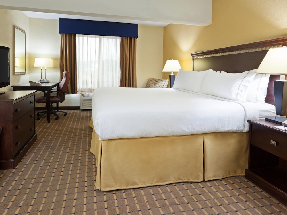 Holiday Inn Express And Suites Allentown West (also Known As 3★best Western Plus Allentown Inn And Suites)