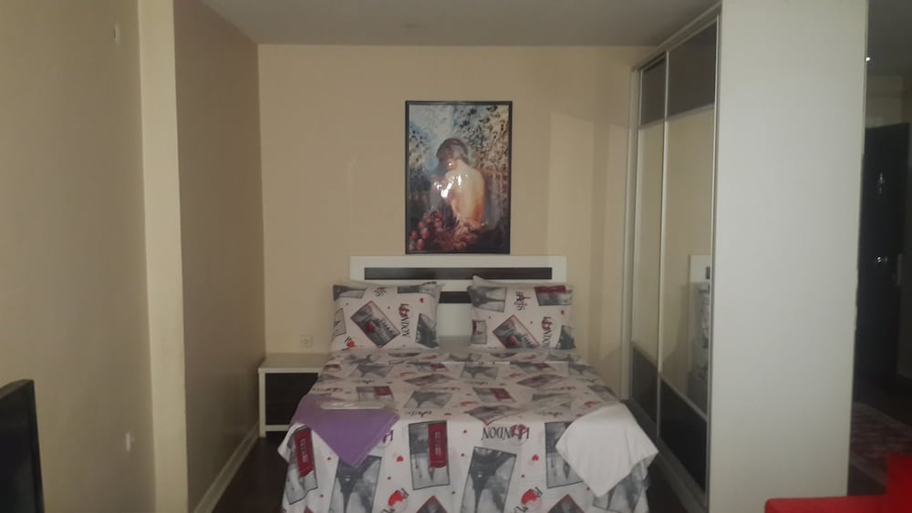 Hera Suites (To Make Arrangement For Check In Please Contact The Property At Least 5 Days In Advance)