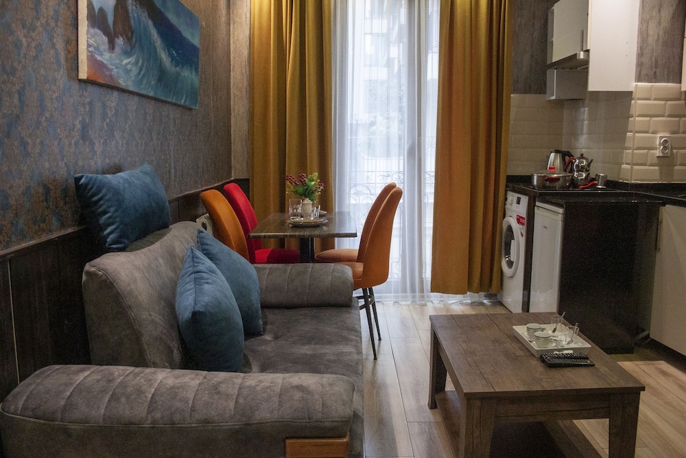 Dolce Vita Suite Hotel