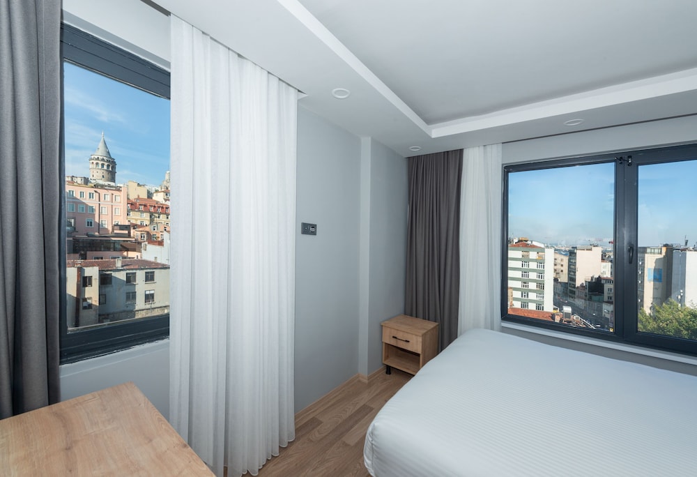 Art Karakoy Hotel