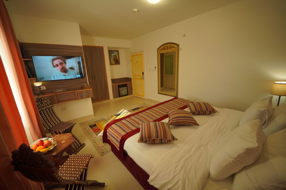Petra Plaza Hotel