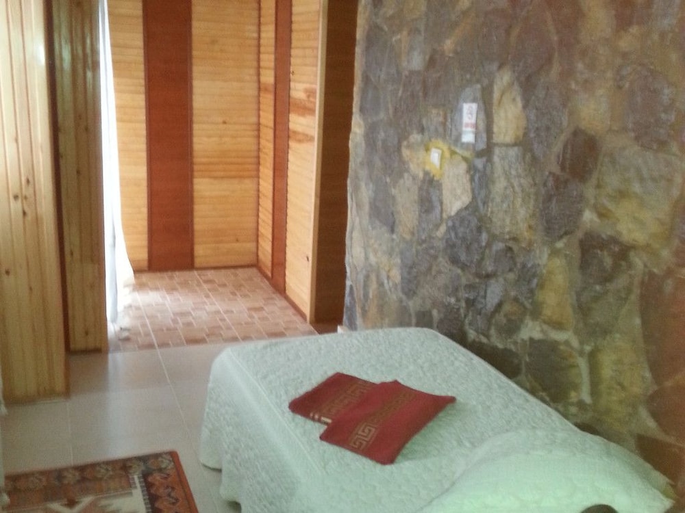 Tasev Butik Hotel(43Km Away From Bergama)(Limited Front Desk Contact To Property 7 Days In Advance)