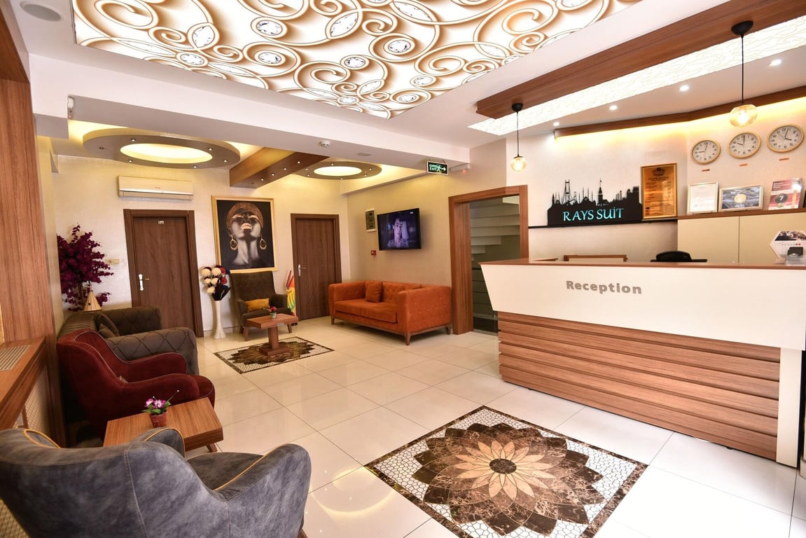 Rays Hotel