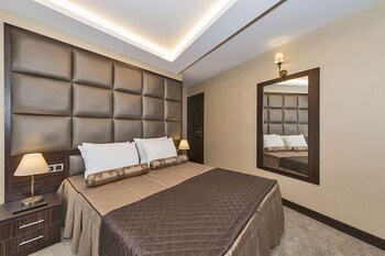 Romeo Hotel