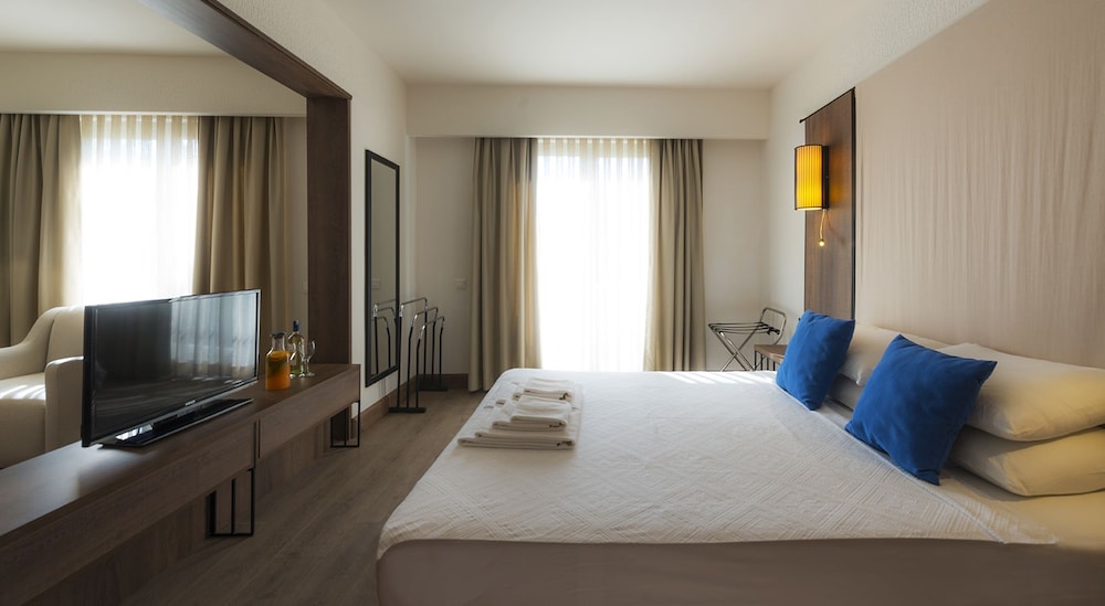 Liv Hotel By Bellazure(20km Away From Bodrum)