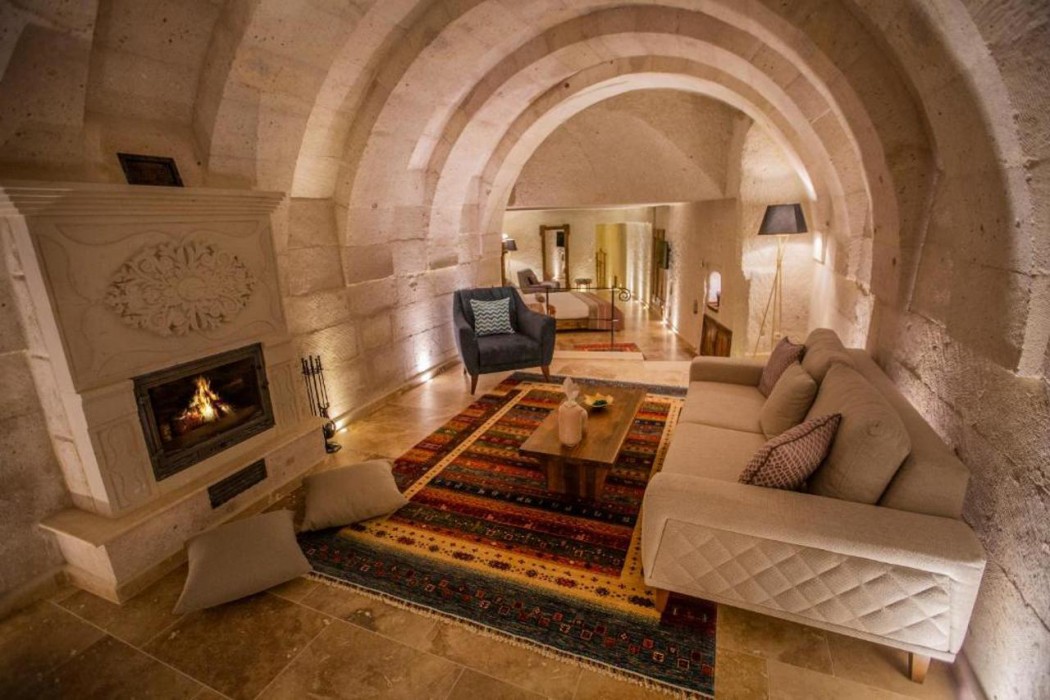 Nino Cave Suites (also Known As Anka Cave Suites)