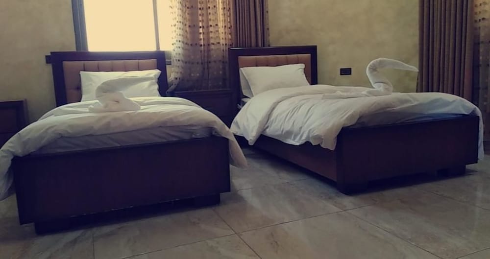 Petra Villa (no Front Desk,contact The Property Five Days In Advance)