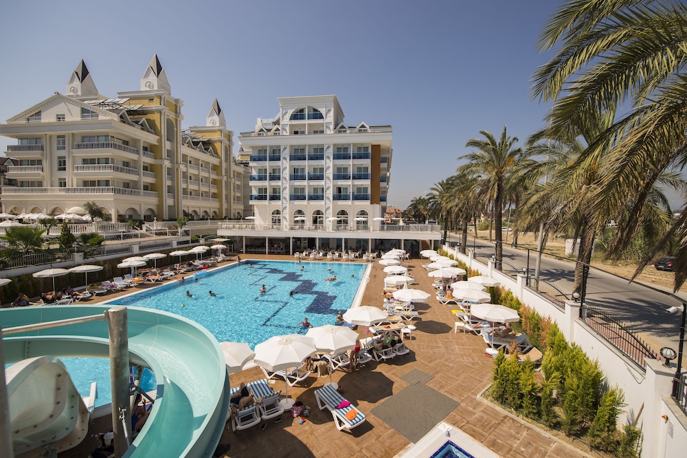 Palm World Resort And Spa (palm World Side Hotel)(65km Away From Antalya)(does Not Accept Men Only Bookings)