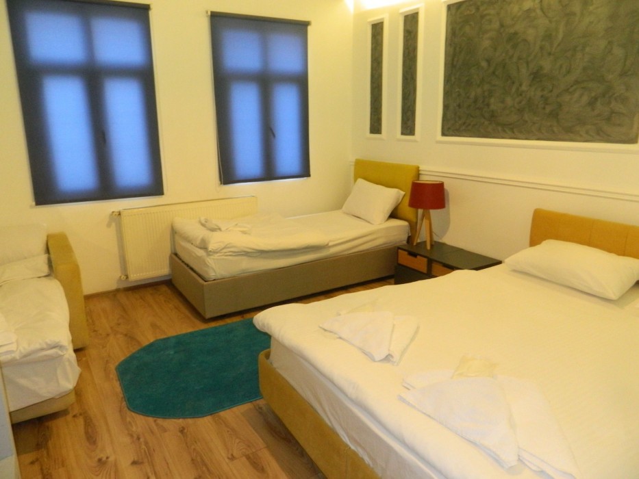 Taksim Alya Suites (No Front Desk Need To Contact Property 7 Days In Advance)