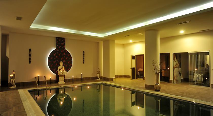 Royal Paradise Hotel Side (65 Km Away From Antalya)