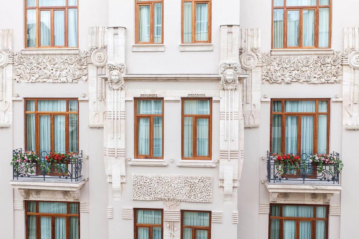 PERA PARMA HOTEL