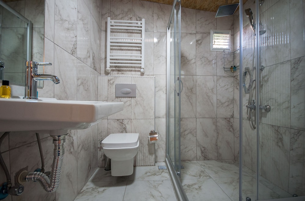 Newway Apartments (no Front Desk)
