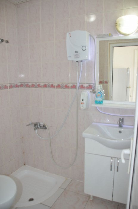 Side Apart Hotel (70km Away From Antalya)