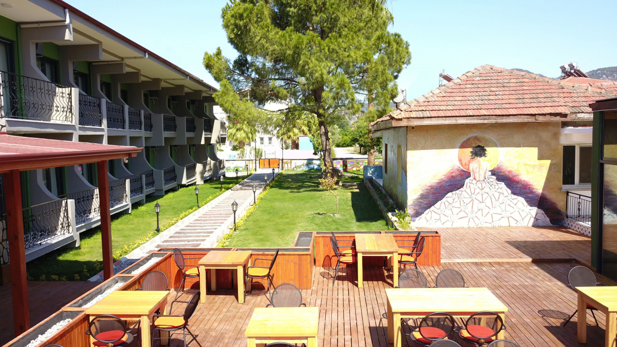 Smyrna Hotel Old Patio (83 Km Away From Marmaris)