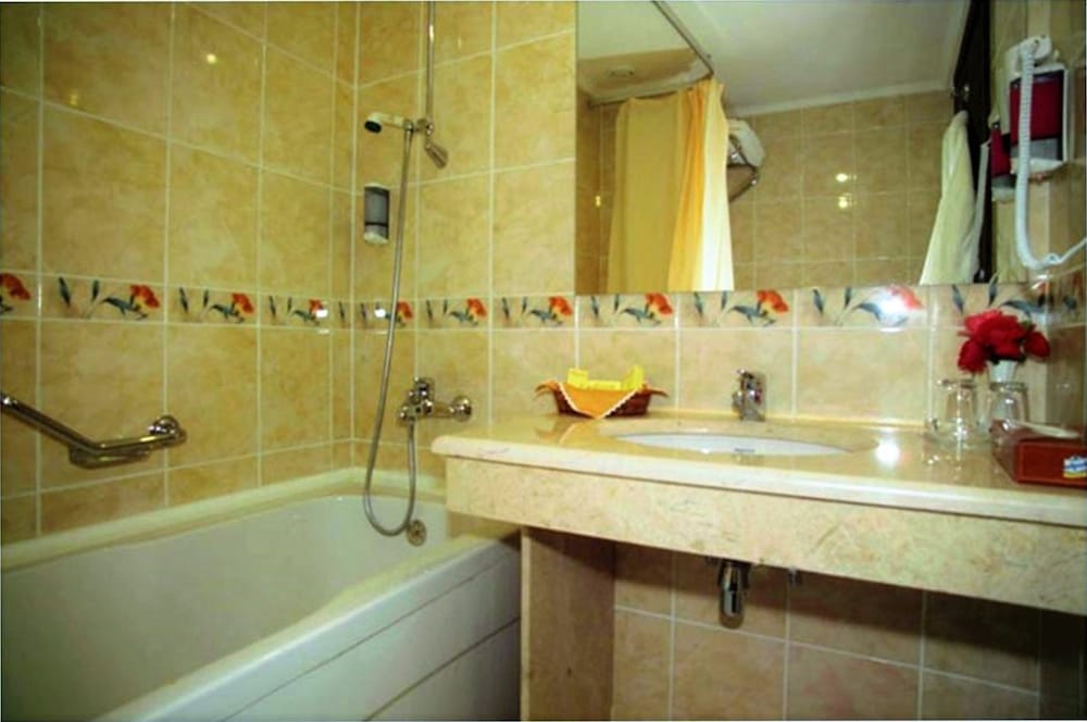 Cesars Resort Side All Inclusive (67 Km Away From Antalya)(do Not Accept Men Only Bookings)