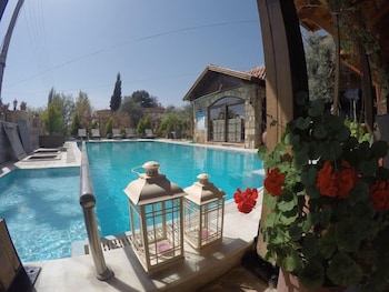 Melrose House Hotel