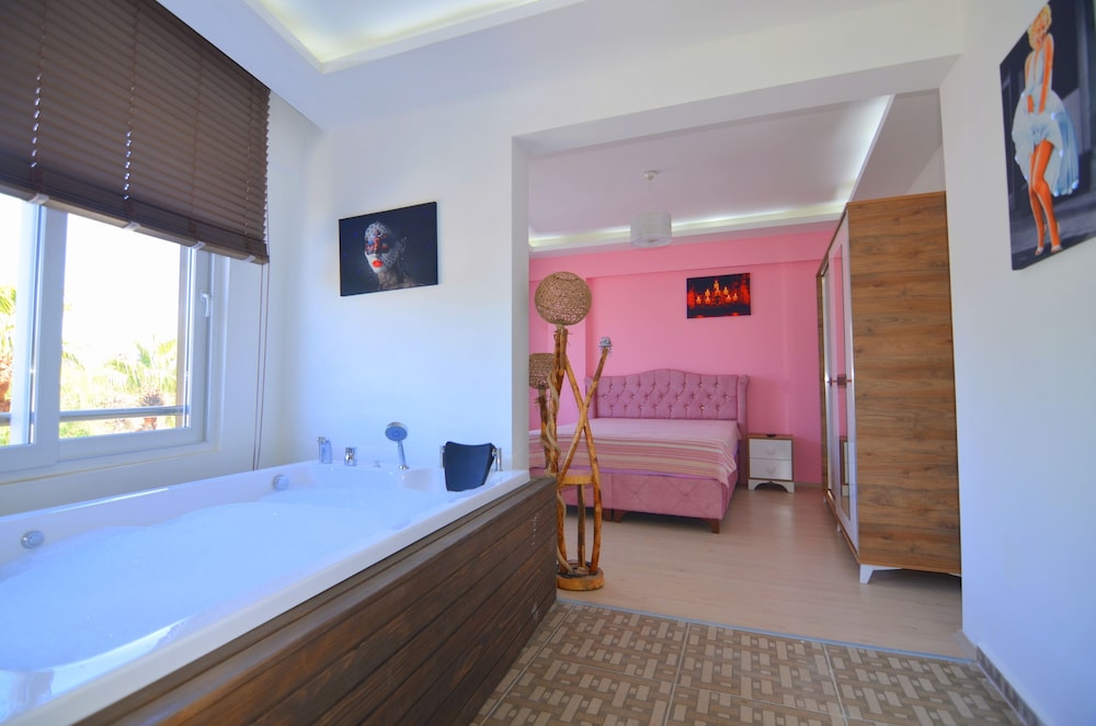 Mykonut Apart Hotel(88Km Away From Fethiye)