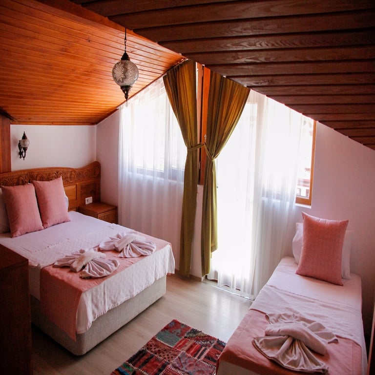 Limon Otel (formerly Cumbus Baba) (36 Km Away From Mugla)