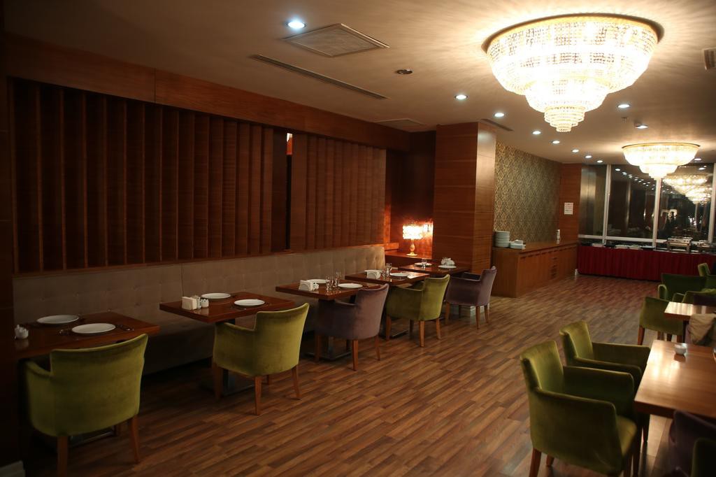 Asia Artemis Suite Hotel
