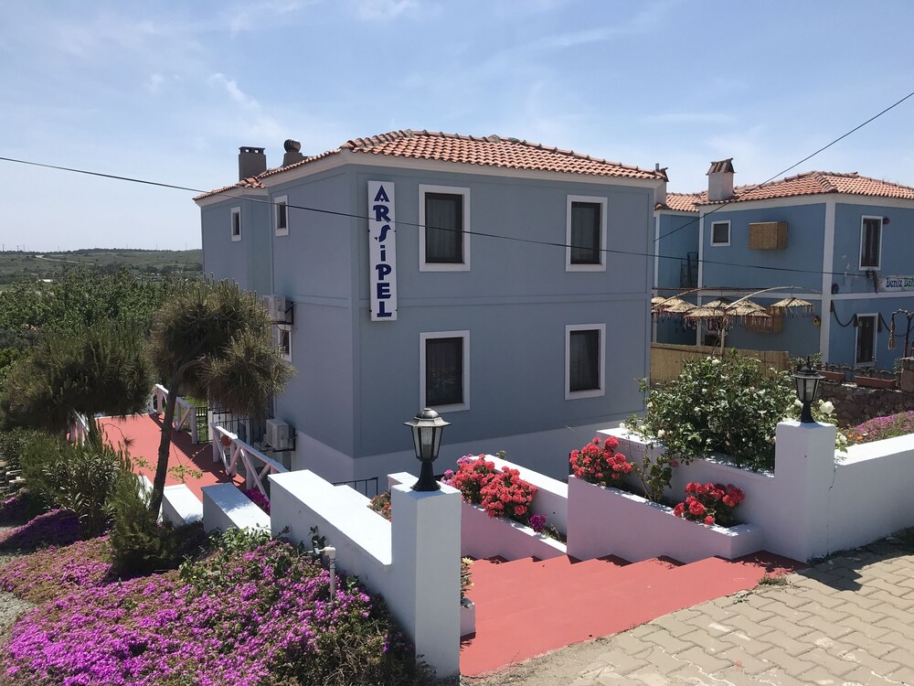 Arsipel Hotel