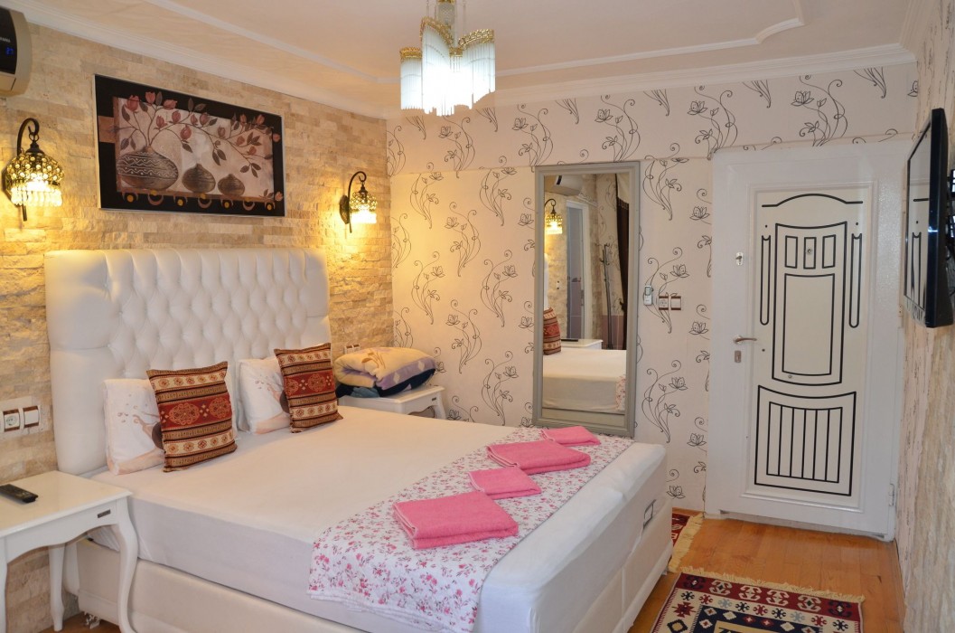 Sinter Terasse House Hotel