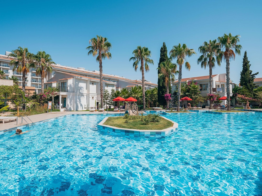 Selectum Family Comfort Side (Also Known As Lyra Resort)(87Km Away From Antalya)(Does Not Accept Men Only Bookings)