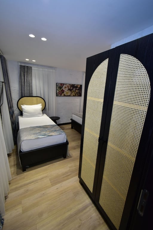 Otel Gulayvalik