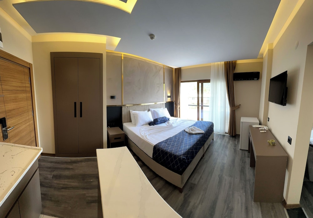 Vois Kemer Hotel (45Km Away From Antalya)