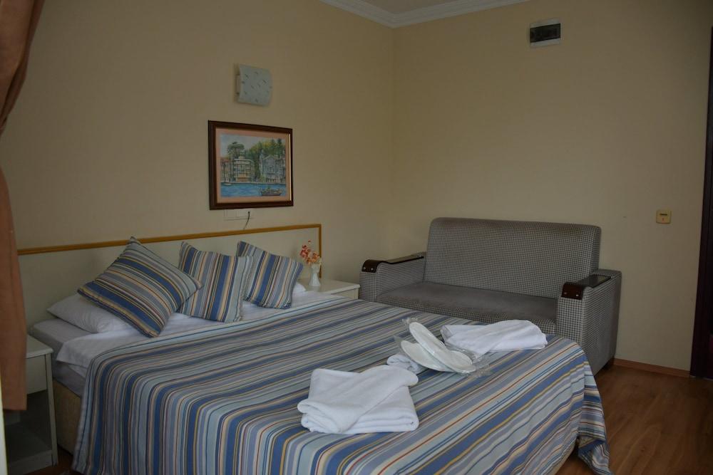 Tepe Hotel And Business Suite (8 Km Away From City)