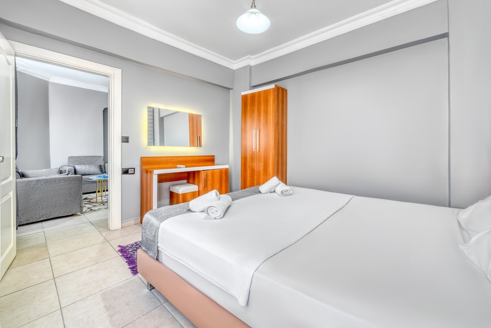 Cleopatra Icaria Apart Hotel