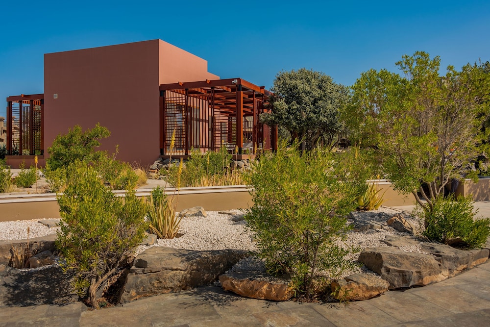 Sahab Resort And Spa
