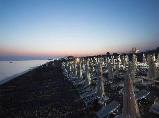 Water Side Resort And Spa Hotel All Inclusive (79km Away From Antalya)(does Not Accept Men Only Bookings)