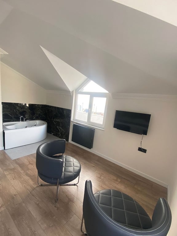 Golden Life Suite