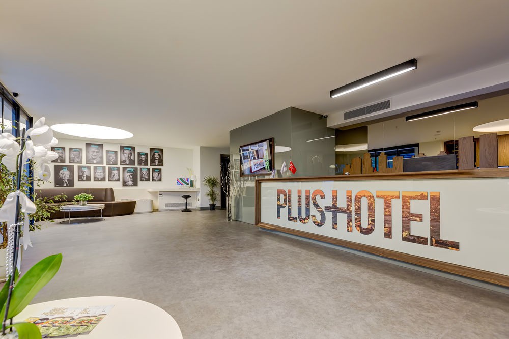 Plus Hotel Bostanci Atasehir(Also Known As Plus Hotel And Suites Atasehir)