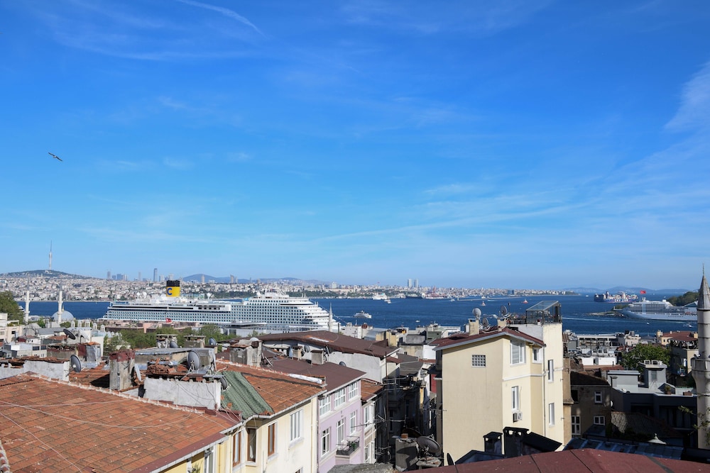 Rooms Galata