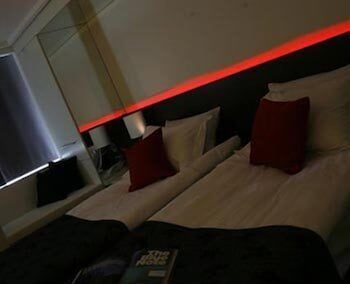 Samm Bistro Spa Hotel(Also Known As Samm Boutique Class)