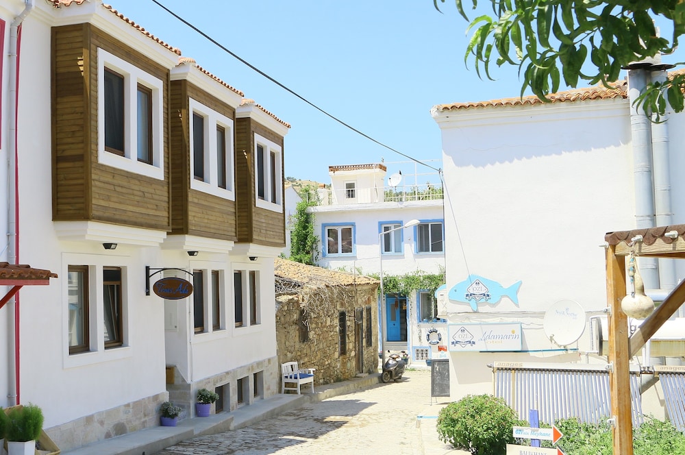 Troas Ada Hotel