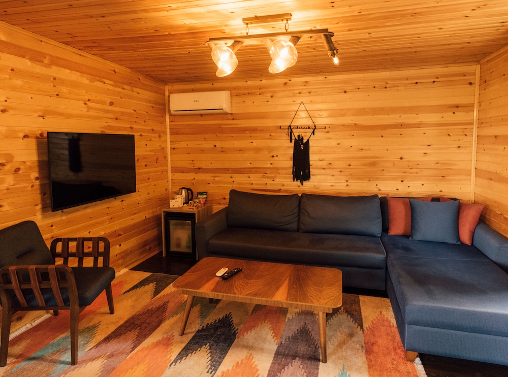Sapanca Casamia Suit(limited Front Desk Contact To Property 7 Days In Advance)